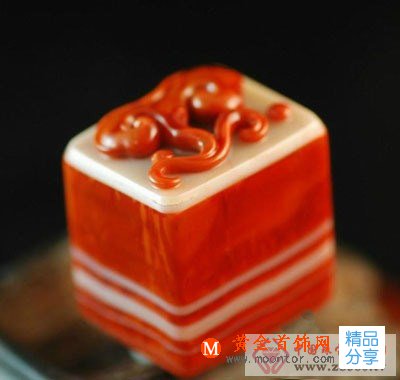
	雕刻師為何傾心南紅
