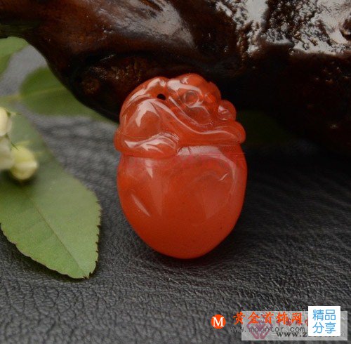 
	怎么看大件的南紅瑪瑙
