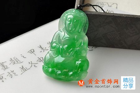 
	適合贈送給男士的翡翠飾品
