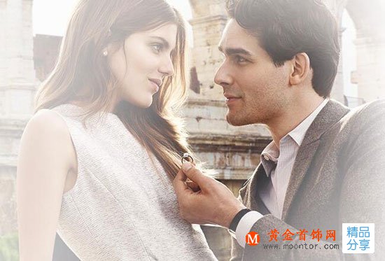 
	十一國慶節送女生什么禮物好？滿腔愛意也需通過實物來表達！
