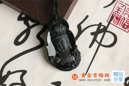 
	七夕送禮之根據年齡段選購翡翠
