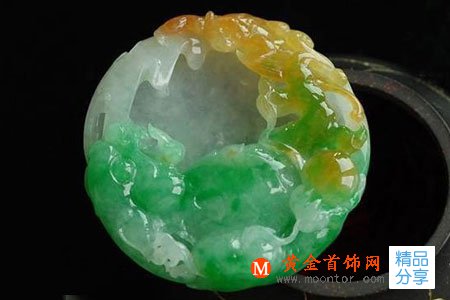 
	翡翠玻璃種福祿壽送禮該如何送？
