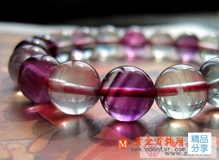
	天然水晶飾品功效
