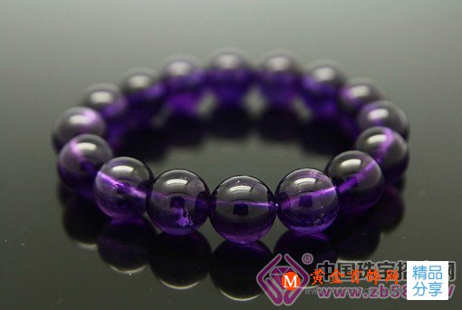 
	這個四月，總有一些石頭可以幫你轉運！
