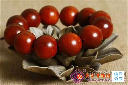 
	文玩圈中靠炒作而上位的都有誰
