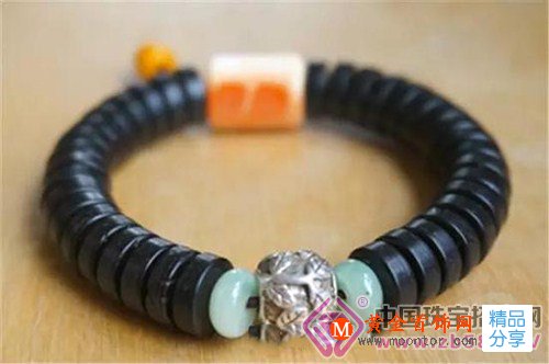 
	文玩圈中靠炒作而上位的都有誰
