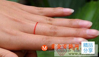 
	怎么量戒指尺寸
