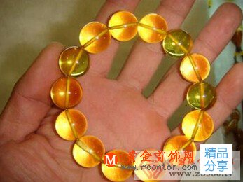 
	琥珀現今走入尋常百姓家
