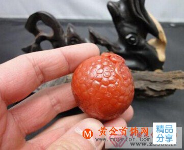 
	如何辨別真假瑪瑙
