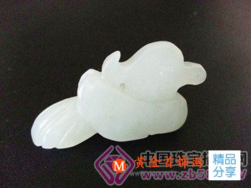 
	鴛鴦玉件藏的是愛的紀念
