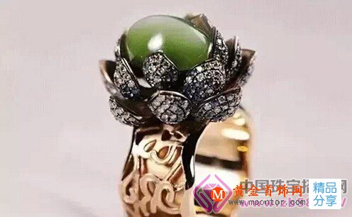 
	適合短粗手指佩戴的玉戒指
