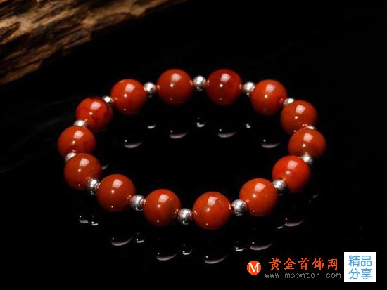 
	佩戴南紅瑪瑙對身體有啥好處？
