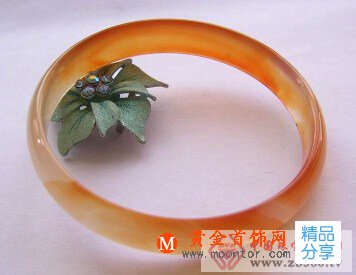 
	鑒別瑪瑙手鐲
