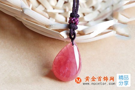 
	紅紋石要怎么佩戴才能發揮作用？
