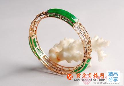 
	怎樣挑選翡翠玉器飾件
