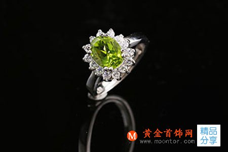 
	如何鑒別天然橄欖石
