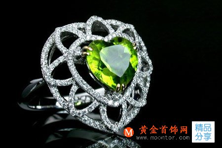 
	如何鑒別天然橄欖石
