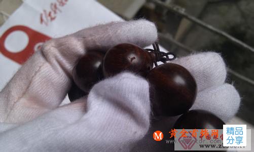 
	小葉紫檀手鏈鑒別
