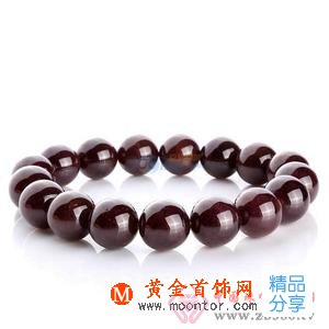 
	購買石榴石手鏈注意什么
