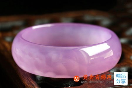 
	佩戴芙蓉玉的講究，冰花芙蓉玉好不好
