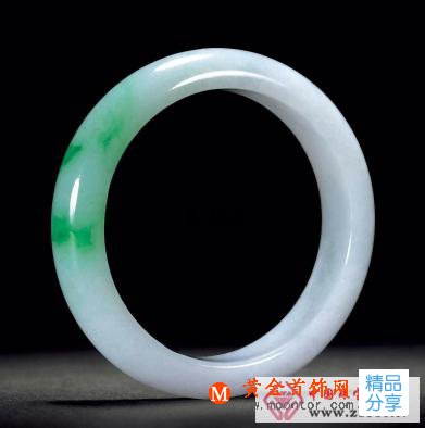 
	如何選購A貨精品翡翠手鐲
