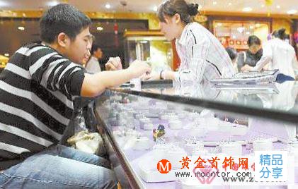 
	選購珠寶應注意什么問題
