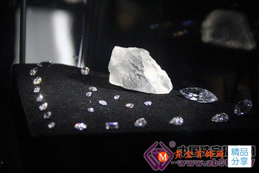 
	科學家發現地球深處普遍存在鉆石
