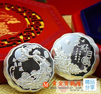 
	中秋送禮要送啥 首選周銀匠“銀月餅”
