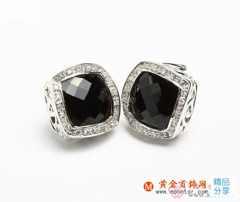 
	小珠寶大智慧 結婚紀念日送對TA禮物
