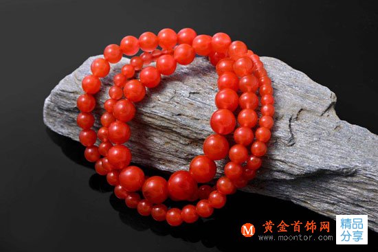 
	紅色是生命吉祥和熱情的象征 南紅瑪瑙與紅翡翠如何鑒別?
