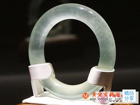 
	翡翠手鐲真正價值也正在于“投緣”
