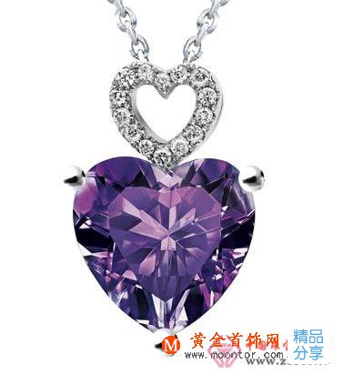 
	施華洛世奇攜高級珠寶系列獻禮母親
