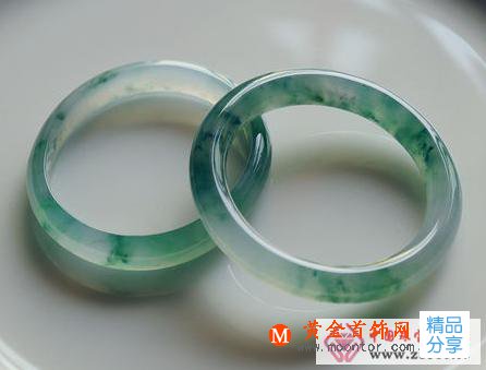 
	想為女性選擇禮品 翡翠是不錯的選擇
