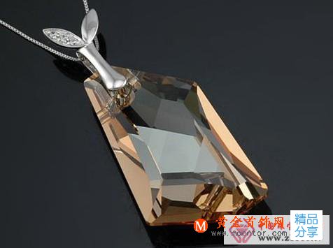 
	如何不用儀器能夠識別真假水晶項鏈
