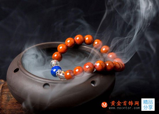 
	石榴石和瑪瑙哪個好？

