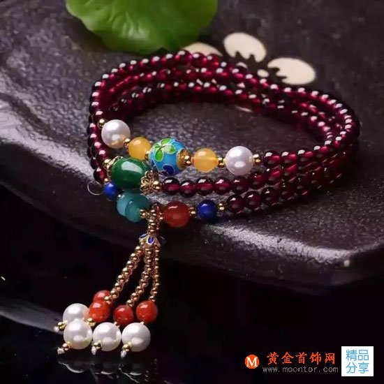 
	為什么石榴石是女人石？為何石榴石具有養生作用？
