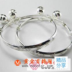 嬰兒銀飾手鐲
