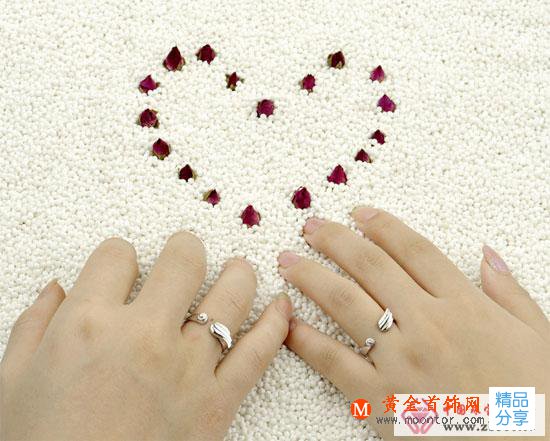 
	結婚首飾材質哪一種比較好?
