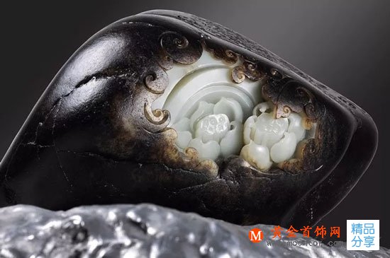 
	教你快速認識和田玉籽料皮色
