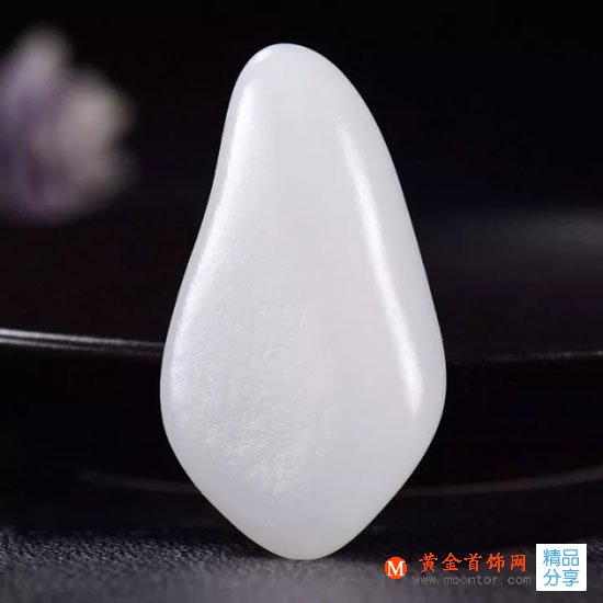
	教你快速認識和田玉籽料皮色
