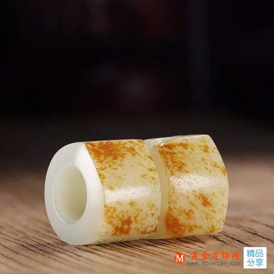 
	教你快速認識和田玉籽料皮色
