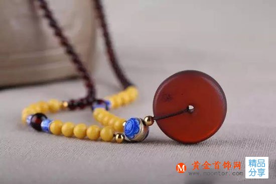 
	你知道琥珀蜜蠟怕什么嗎？
