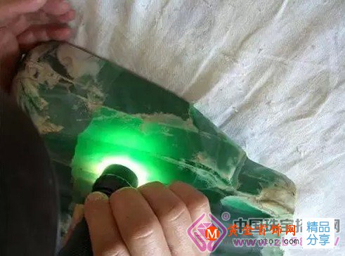 
	翡翠越來越少，為什么就沒有發現新礦源呢？
