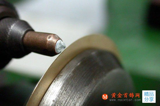 
	鉆石加工 鉆石的加工技術有哪些？
