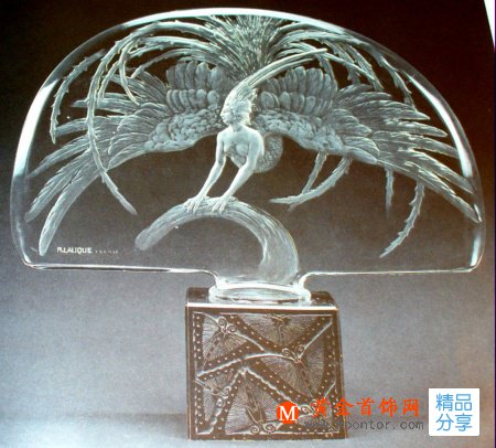 
	人造珠寶品牌的尖端的緣故
