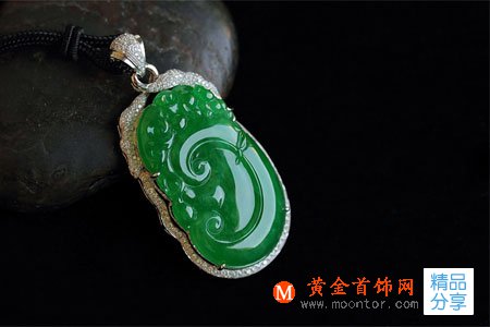 
	翡翠的雕刻過程
