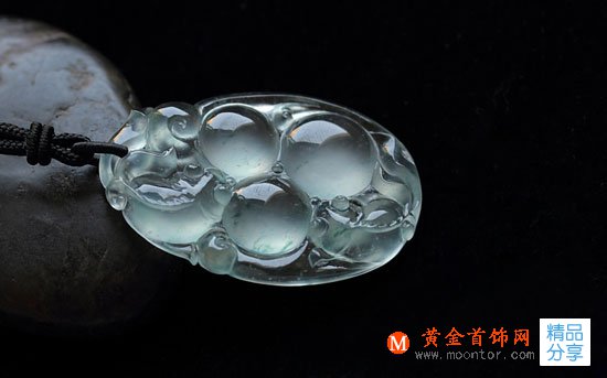 
	淺談翡翠玉器的工藝技術 了解翡翠工藝的造型
