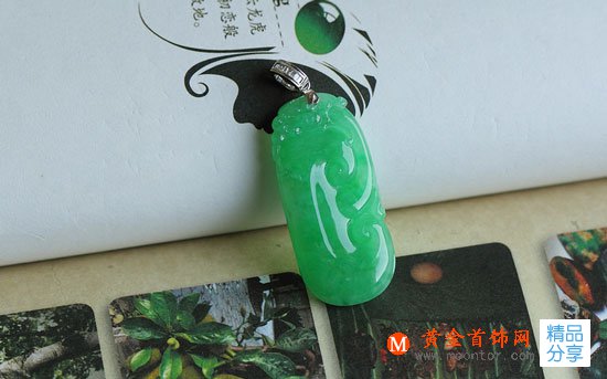 
	淺談翡翠玉器的工藝技術 了解翡翠工藝的造型
