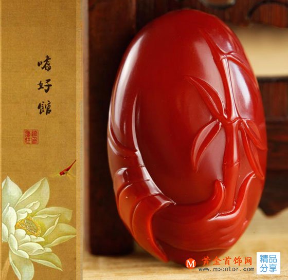 
	南紅瑪瑙戴久了會變色你考慮過嗎？
