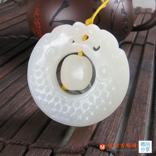 
	和田玉的鑒賞之六看和七養
